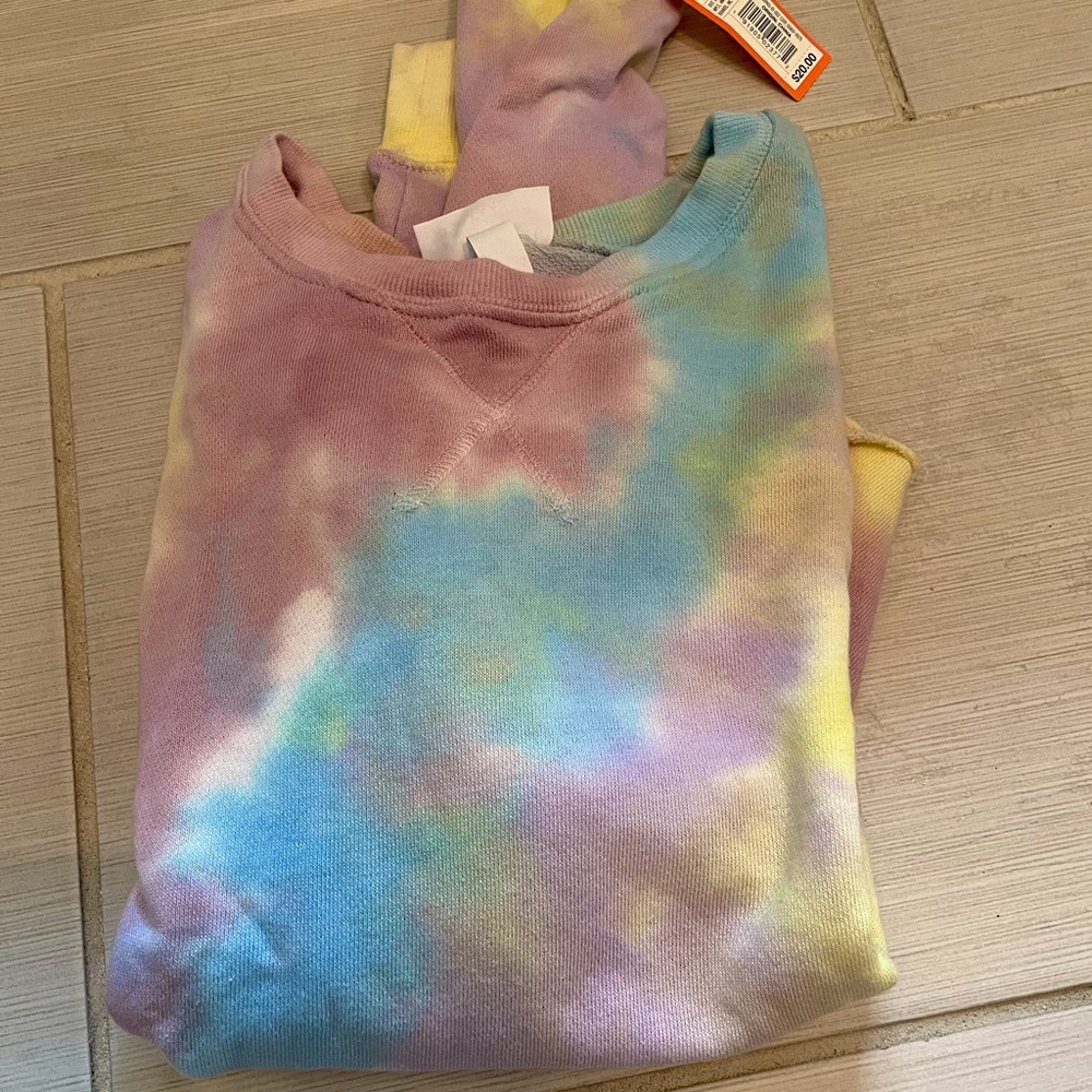 Colsie XS cropped tie dye sweatshirt